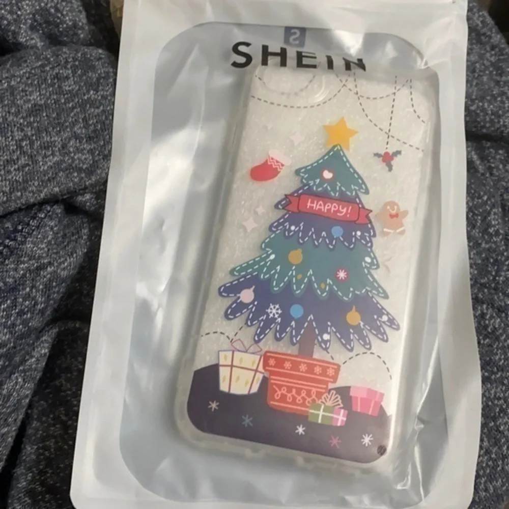 Shein iPhone 7/8 happy holidays case